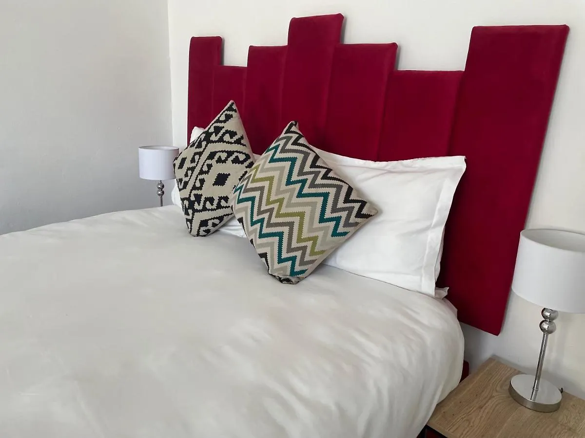 15 On Burns Guesthouse Cape Town 0*,  South Africa