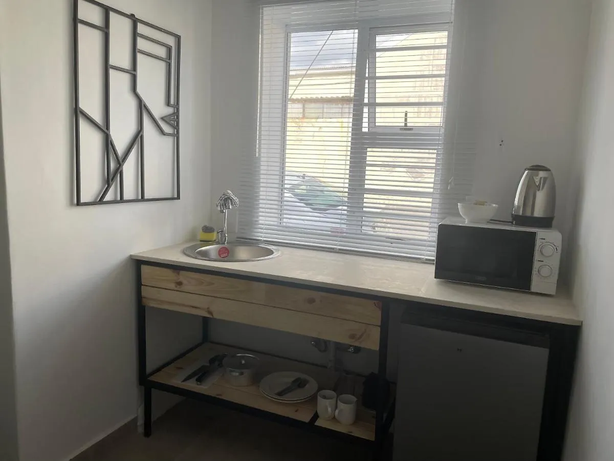 15 On Burns Guesthouse Cape Town South Africa