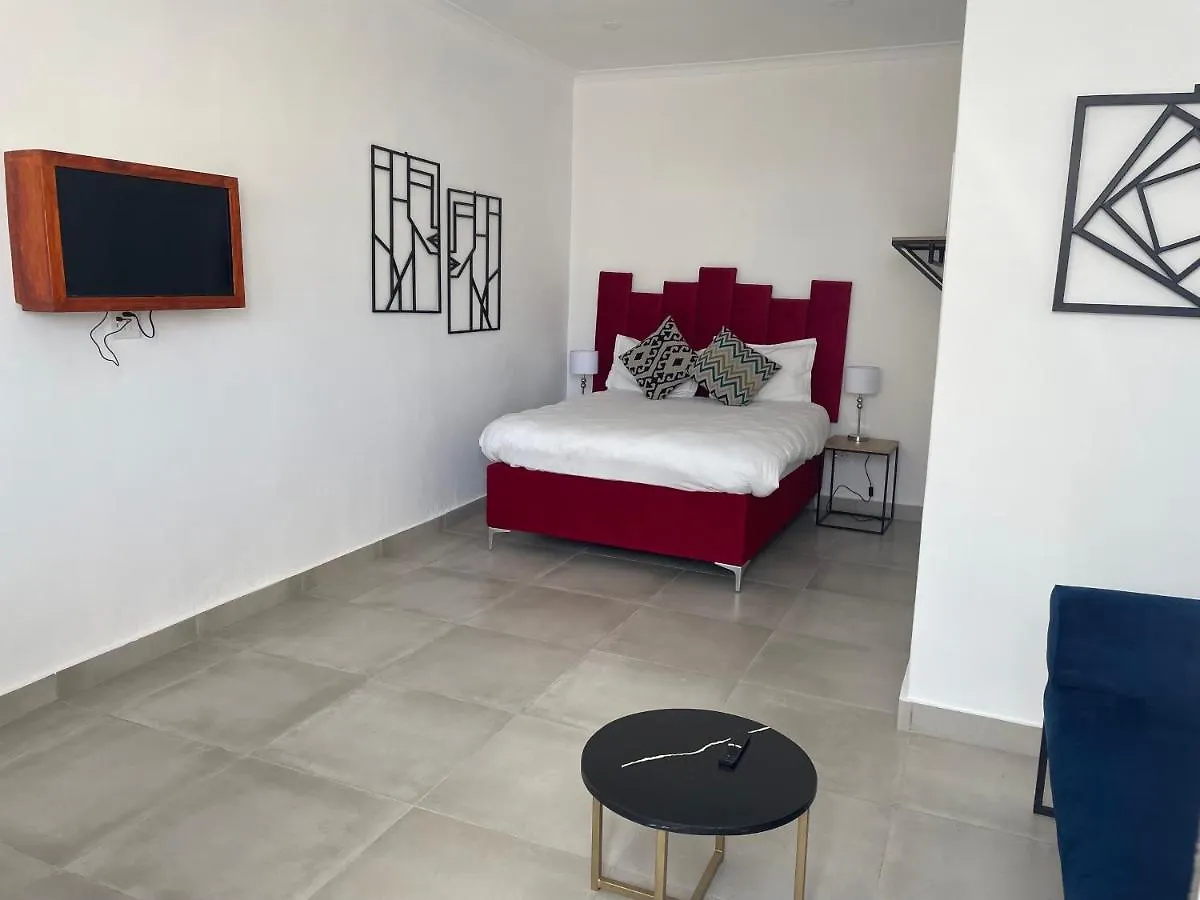 15 On Burns Guesthouse Κέιπ Τάουν